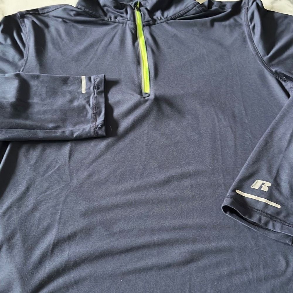 Russell Athletic  DriPower360 Performance 1/4 Zip Sz. L